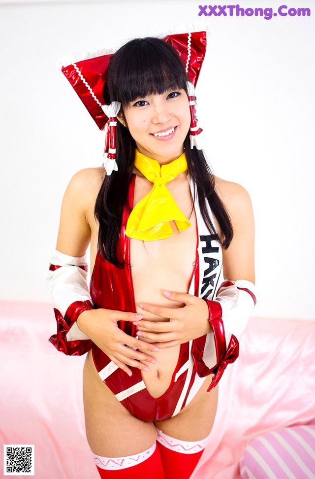 Seven Dolls - Upskirt Pussy Bizarre